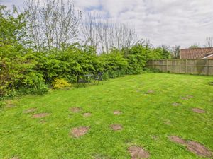 Holiday Let Garden- click for photo gallery